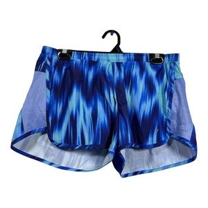 Old Navy Active Shorts Womens Size Medium Semi Fitted Shortie Gym Athletic Runni